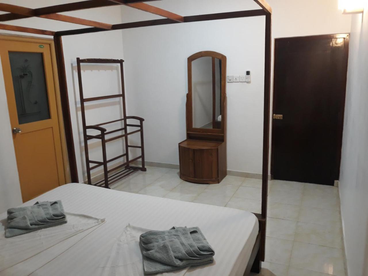 Coco Hostels - Weligama Eksteriør billede