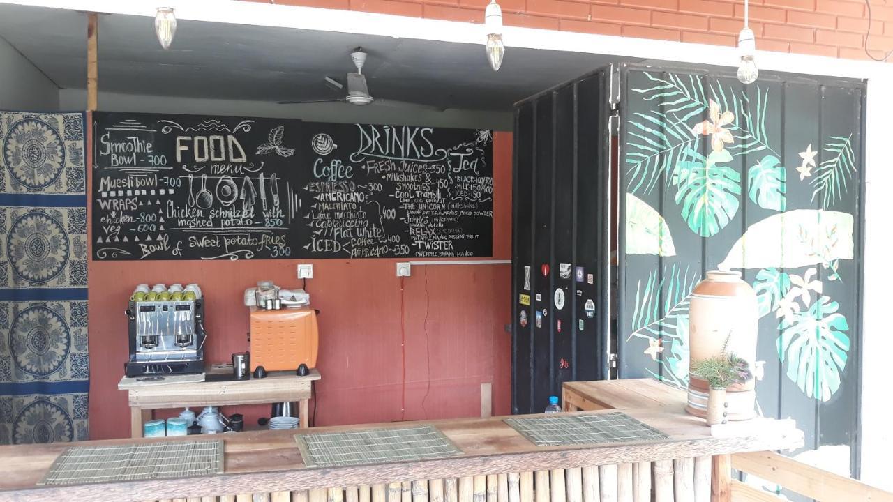 Coco Hostels - Weligama Eksteriør billede